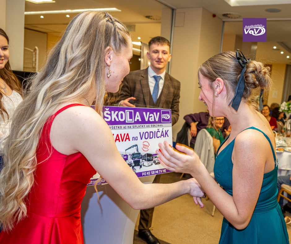 Odovzdávanie výherného poukazu Autoškola VaV